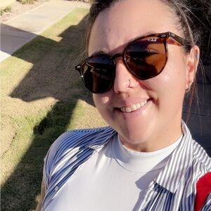 Meet your Posher, Kallee